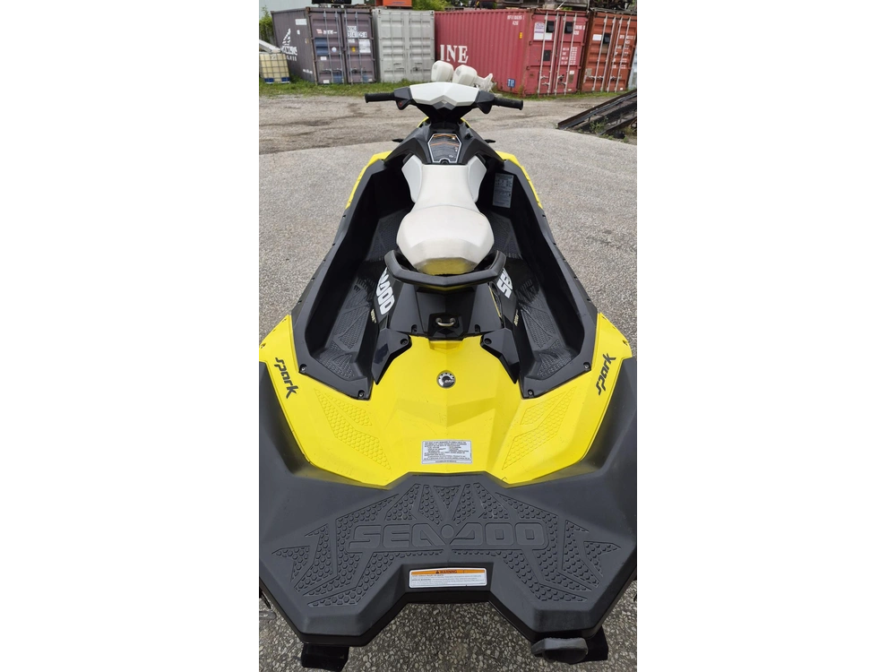 2015 Sea-doo Spark 3 Up alt