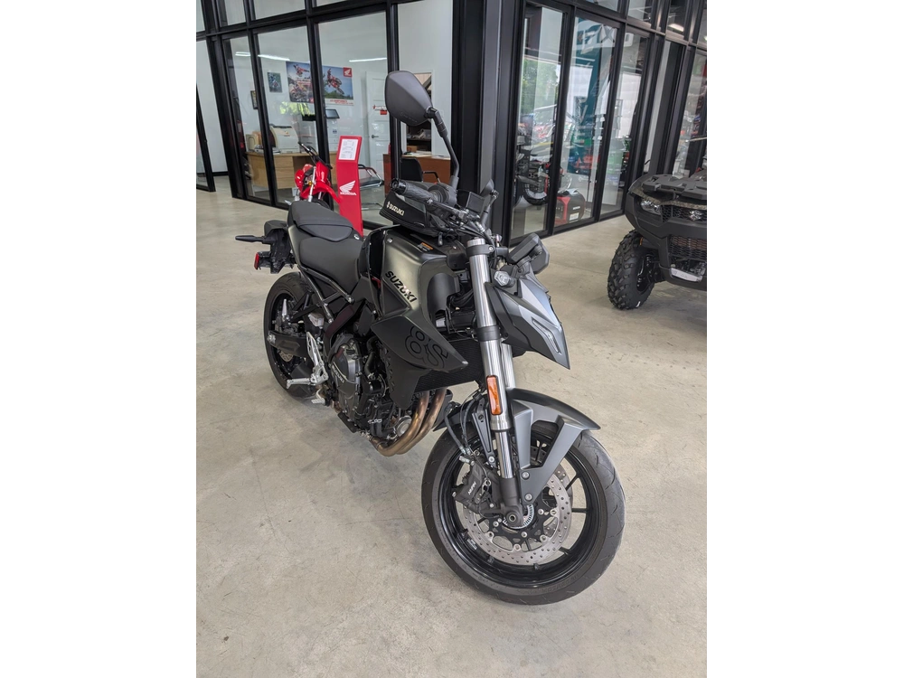 Suzuki Gsx-8s Gsxs-800 2023 alt