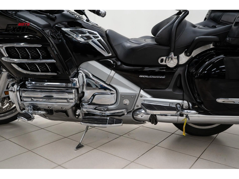 Honda Gold Wing 1800 2008 alt