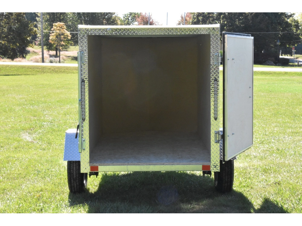 2026 Rhino Galvanized Enclosed 4' X 8' Sa alt