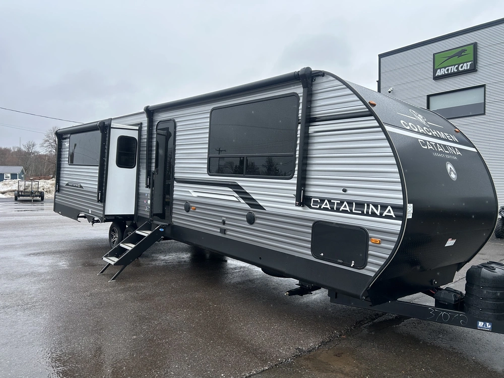 2026 Forest River Catalina 323 Maze alt
