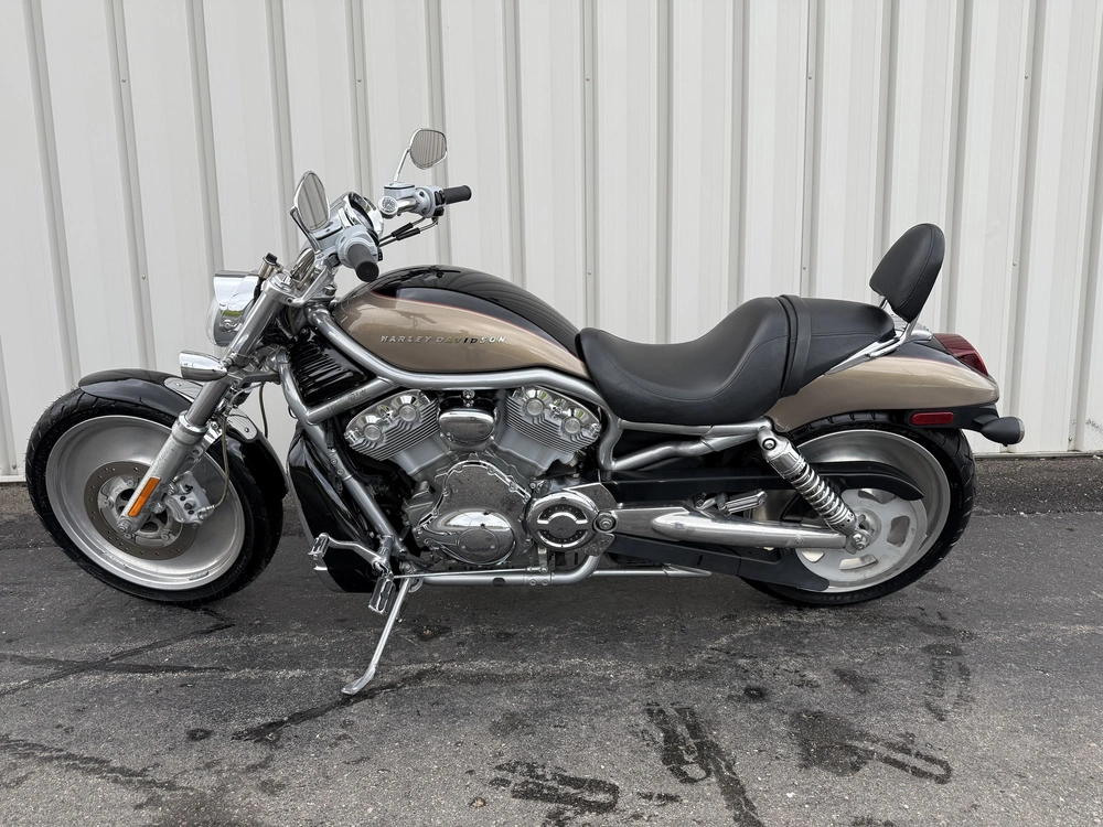 2004 Harley-davidson V-rod alt
