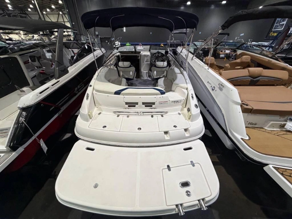 2009 Regal 2450 Cuddy Cabin alt