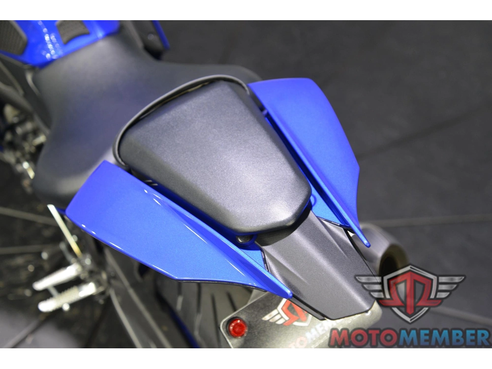 2025 Yamaha Yzf-r7 alt
