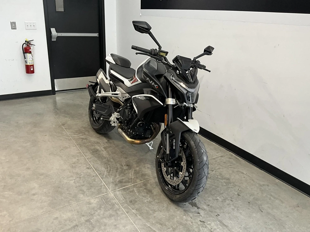 Cfmoto 800 Nk 2024 alt