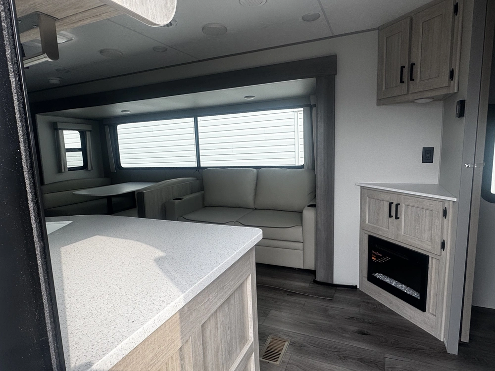 Coachmen Catalina 243rbs 2026 alt