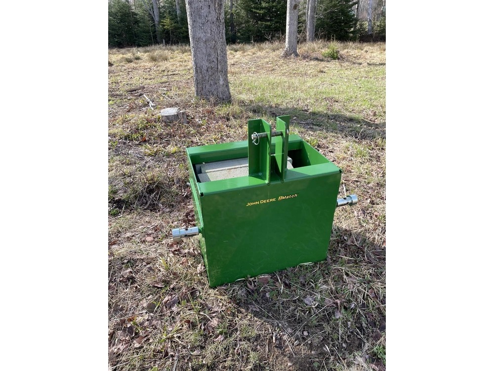 2020 John Deere 2025r alt