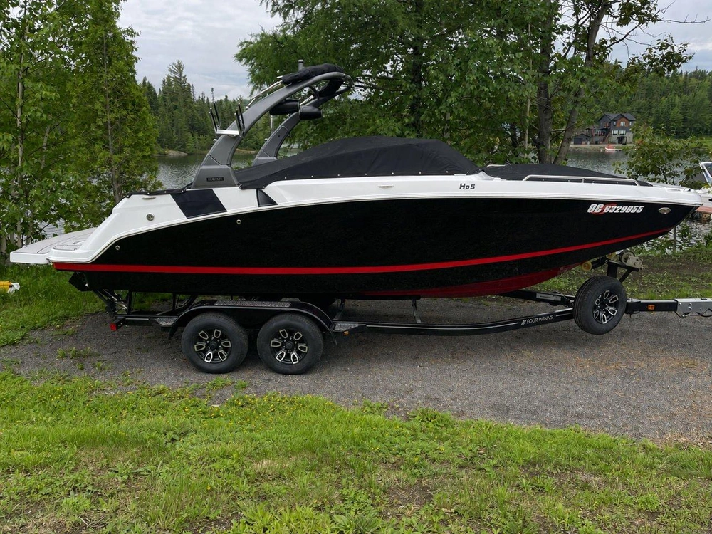 Four Winns Hd5 Surf Elevate 350hp 2022 alt