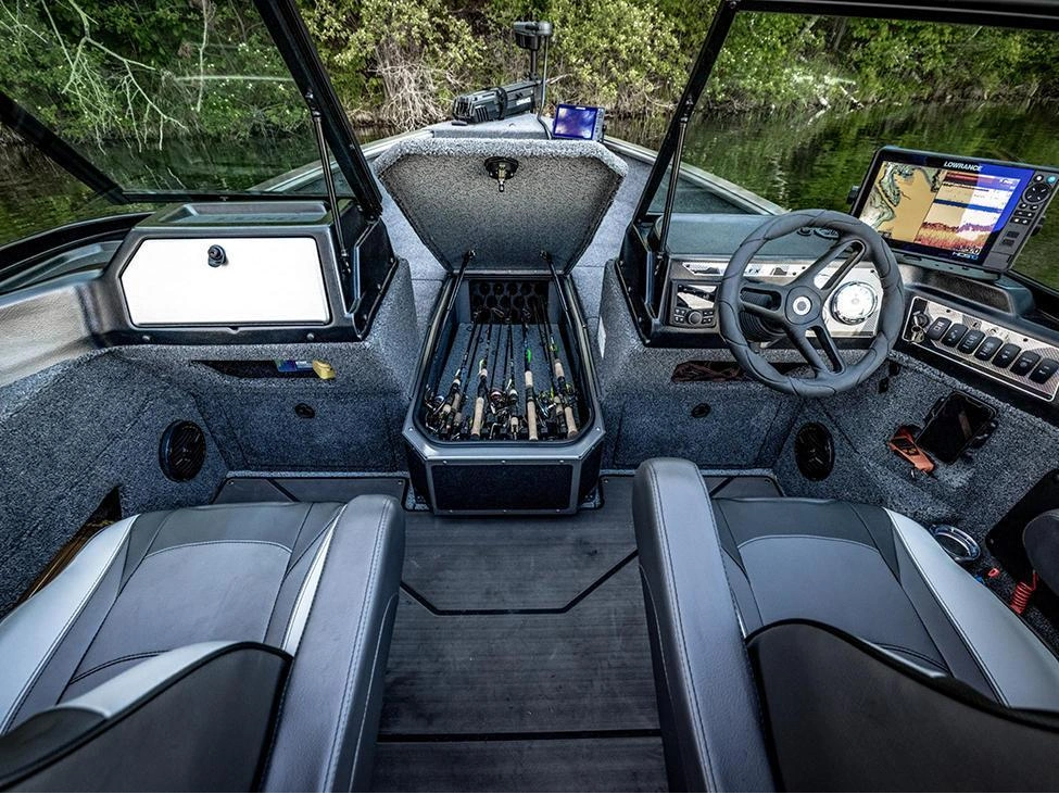 2025 Lund Boat Co 2075 Impact Xs alt