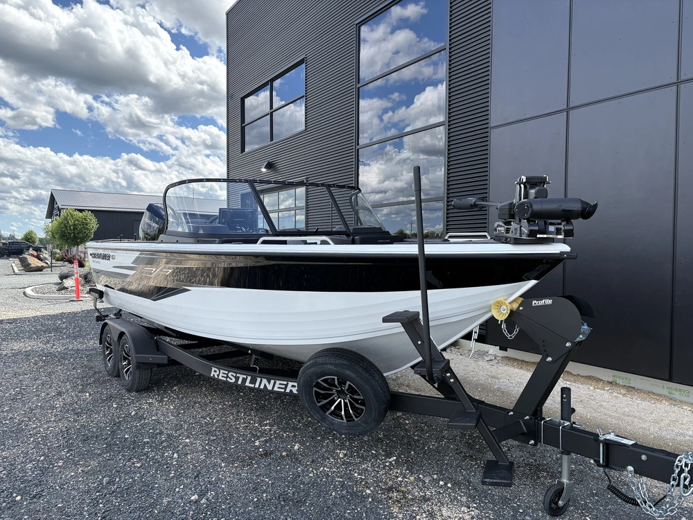 2026 Crestliner 2250 Sportfish alt