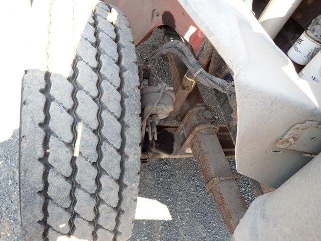 Freightliner Fl80 2004
