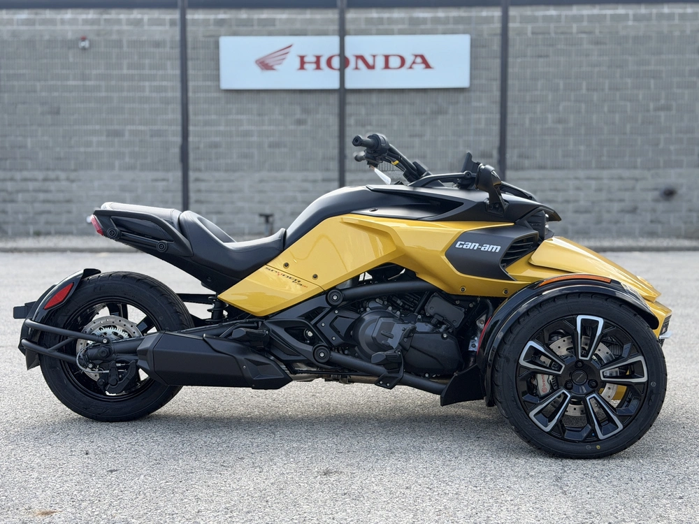 2026 Can-am Spyder F3-s alt