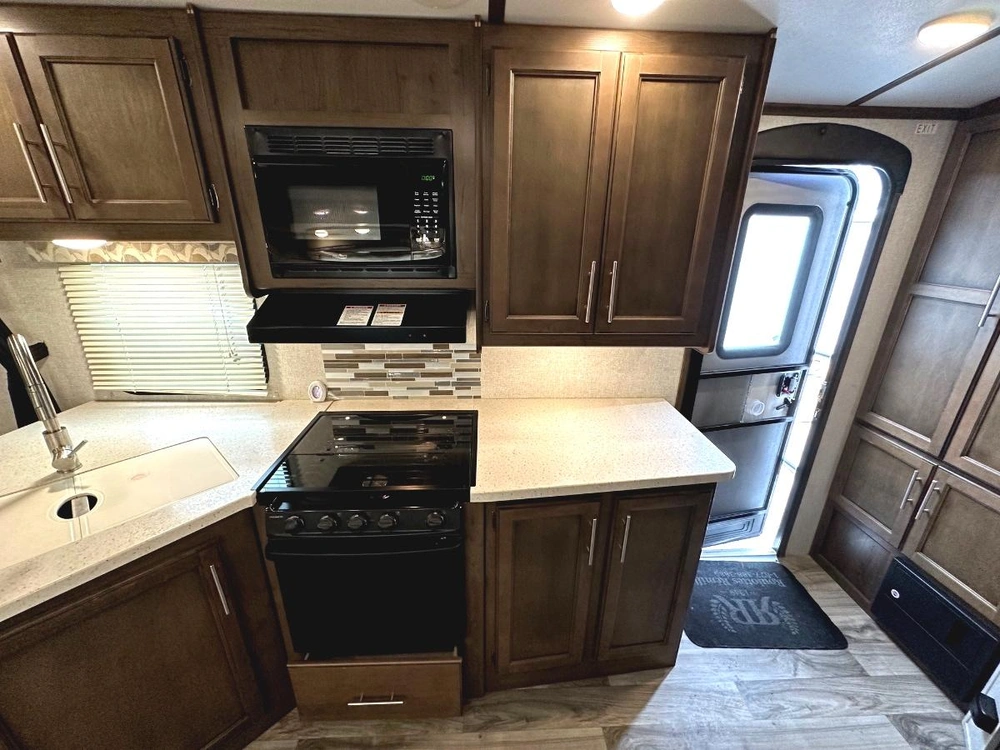 2018 Keystone Rv Cougar 22rbs alt