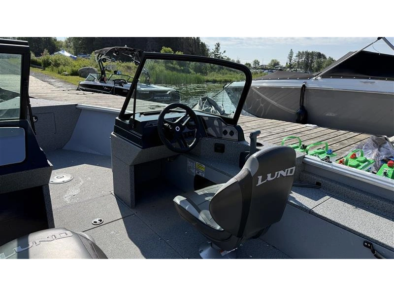 2025 Lund Boat Co 1875 Alaskan Sport alt