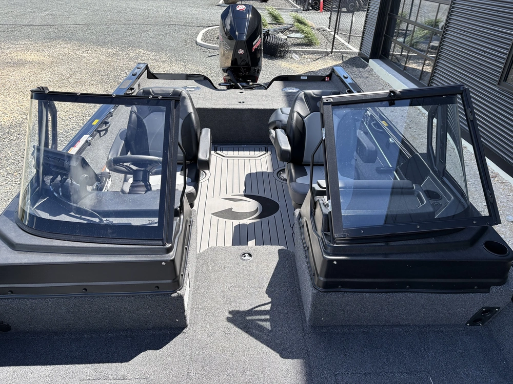 2026 Crestliner 2050 Fish Hawk Wt alt