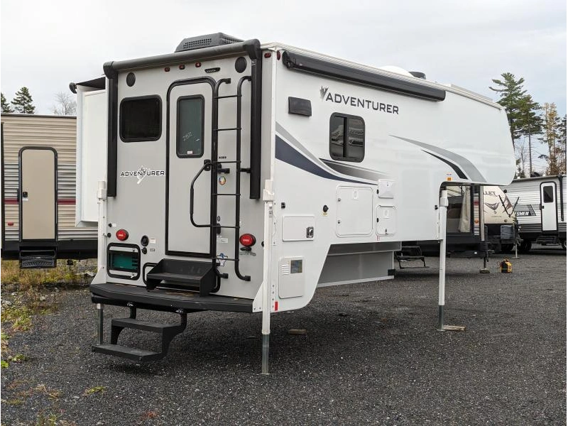 Adventurer Adventurer 910db 2023 alt