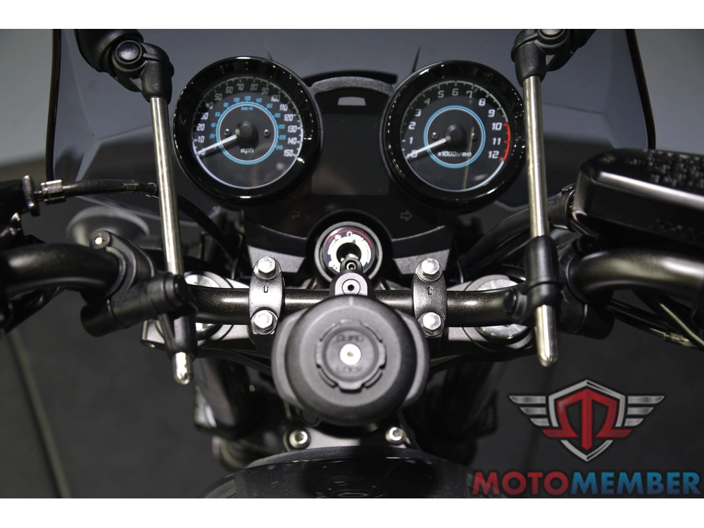 2023 Kawasaki Z650rs Abs alt
