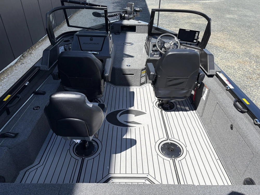 2026 Crestliner 2050 Fish Hawk Wt alt