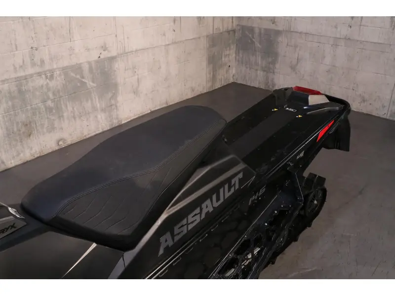 Polaris PATRIOT BOOST SWITCHBACK ASSAULT 146 2024
