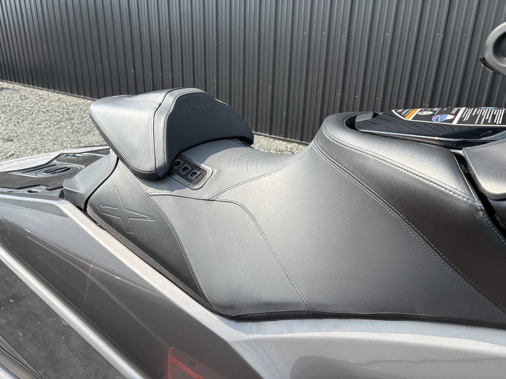 2023 Sea-doo Pwc Rxp X 300 Bk Ibr 23 alt