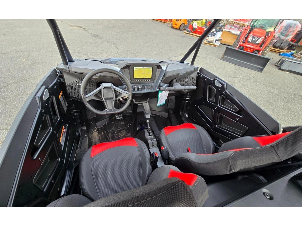 Polaris Rzr Xp 1000 Ultimate 2026 alt
