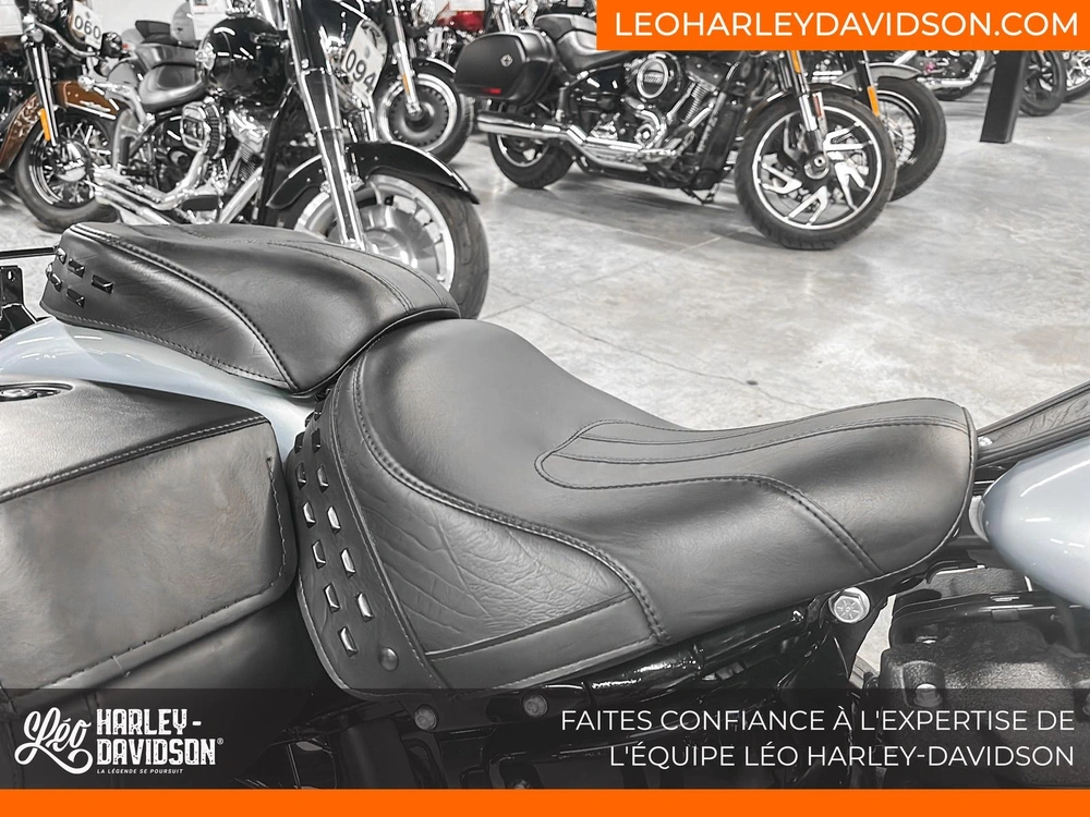 Harley-davidson Flhcs Heritage Classic 2024 alt