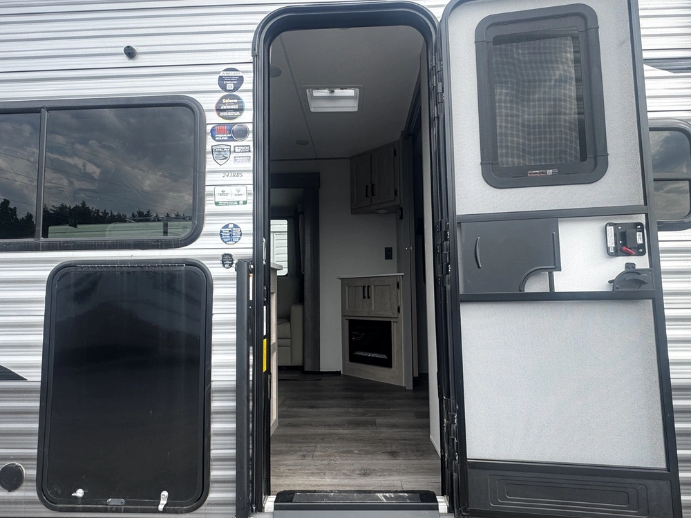 Coachmen Catalina 243rbs 2026 alt