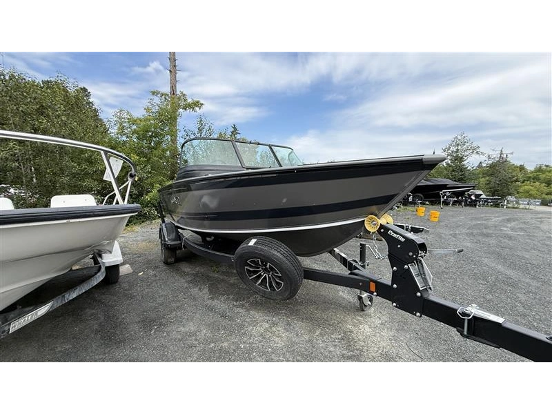 2026 Lund Boat Co 1775 Impact Xs Sport alt