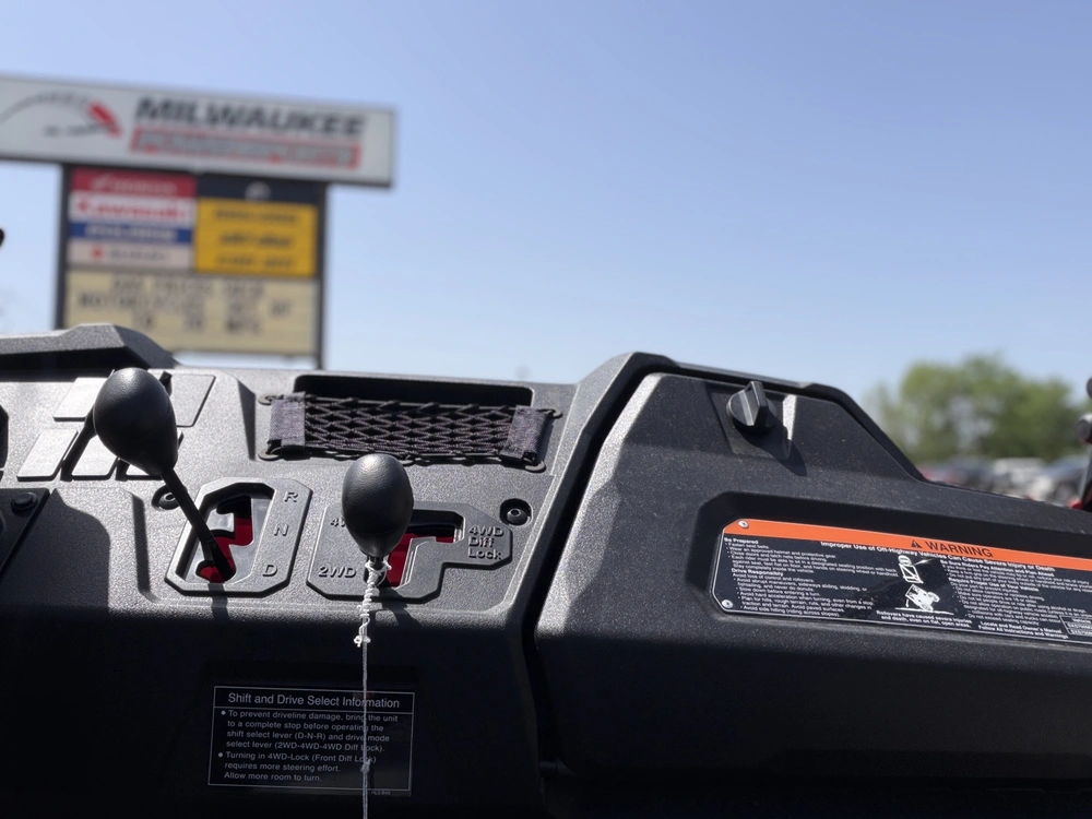 2026 Honda Pioneer 700-4 alt