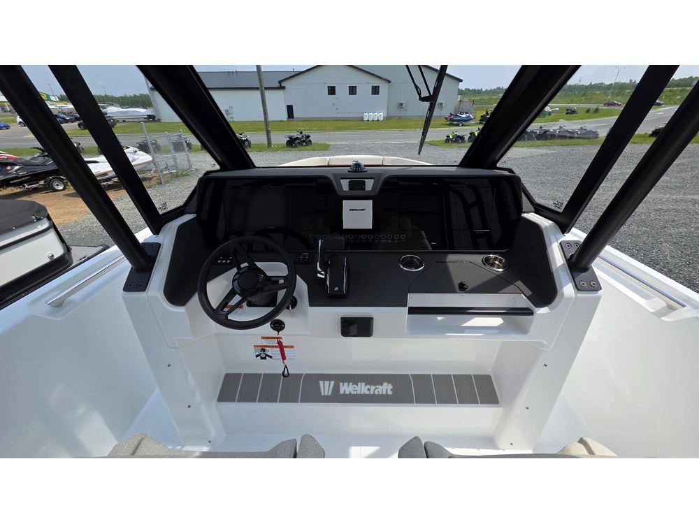 2026 Wellcraft 28 T-top alt
