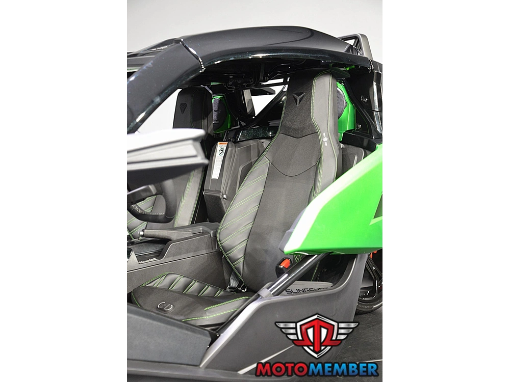 2026 Slingshot Grand Touring Manual alt