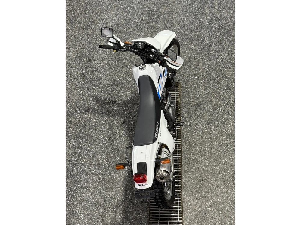2026 Suzuki Dr650 alt