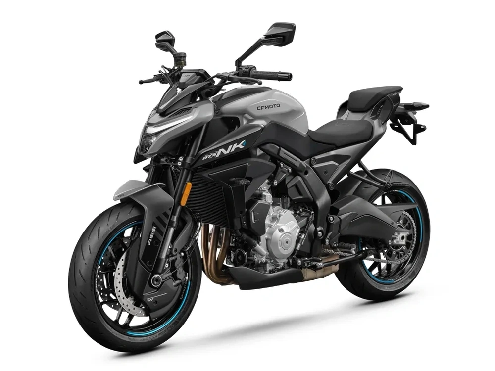2026 Cfmoto 675nk alt
