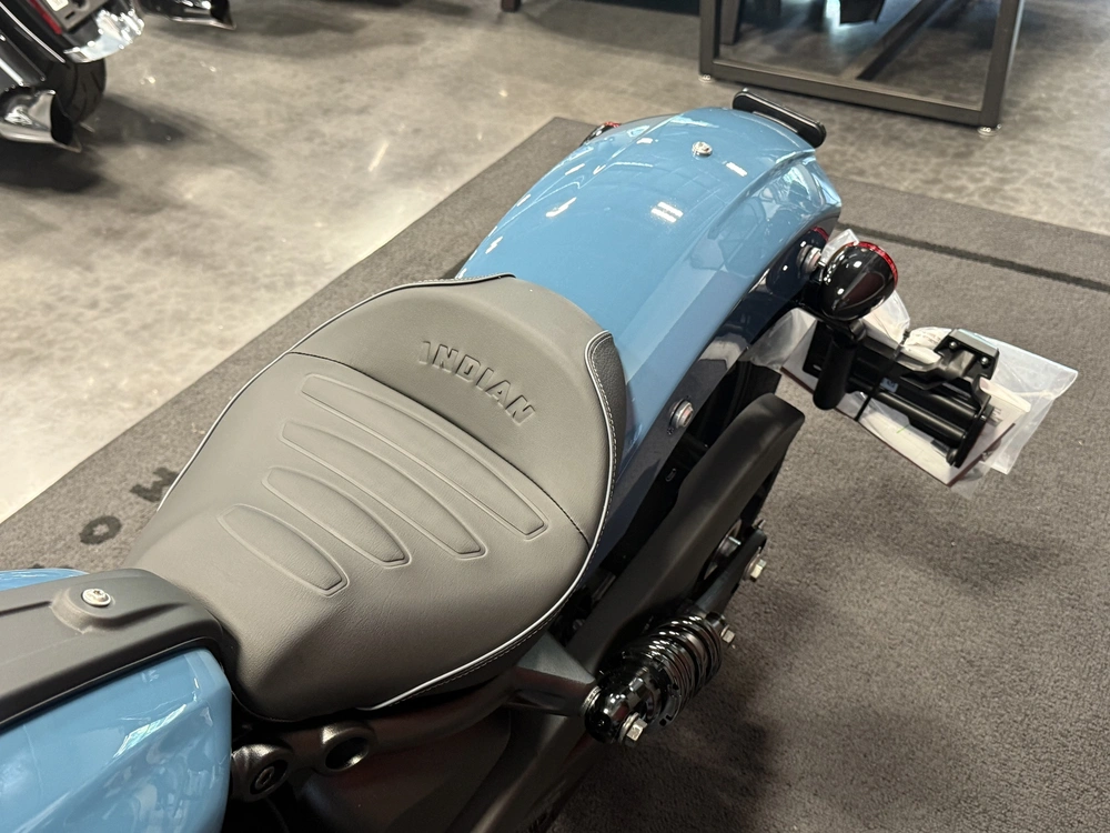 2026 Indian Motorcycle Scout Sixty Bobber Limited alt