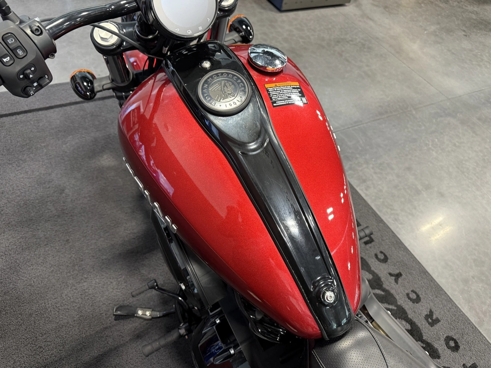 2024 Indian Motorcycle Chief Dark Horse alt