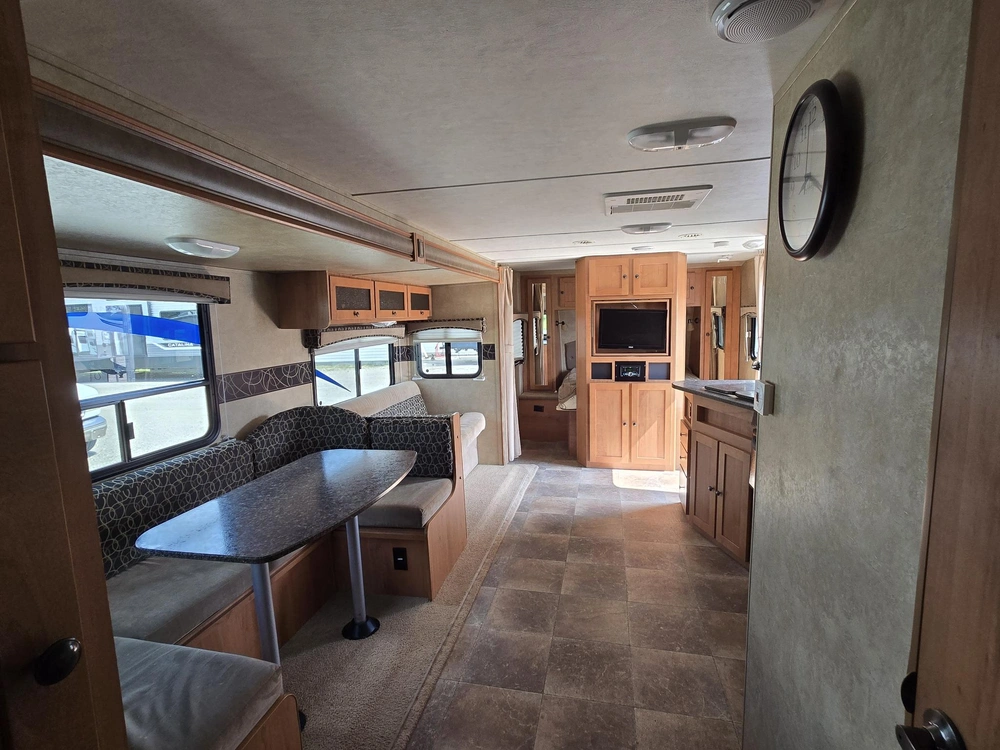 Cruiser Shadow Cruiser S280qbs 2012 alt