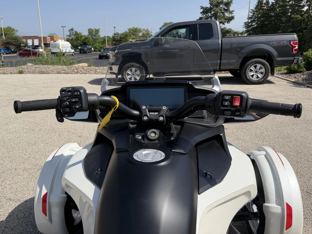 2026 Can-am Spyder F3 Limited Platine alt