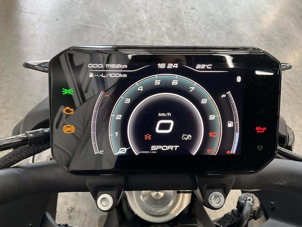 Cfmoto 800 Nk 2024 alt