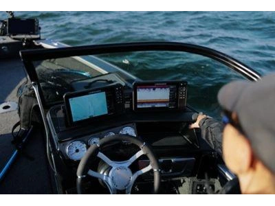 2026 Lund Boat Co 1875 Pro V Sport alt