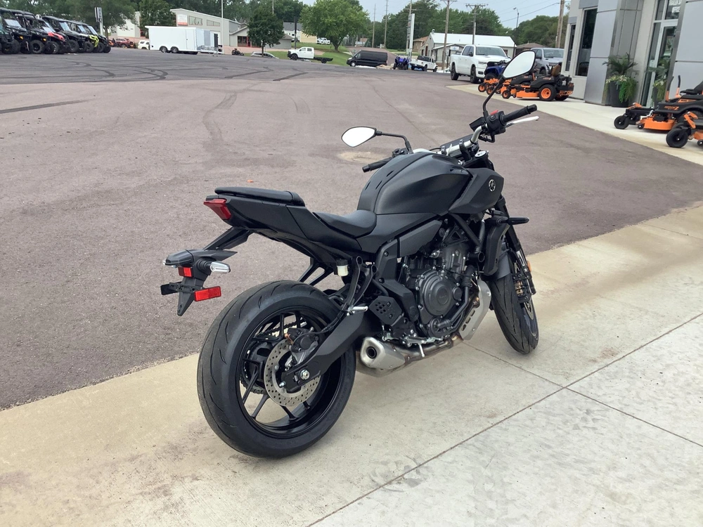 2026 Yamaha Mt07 alt
