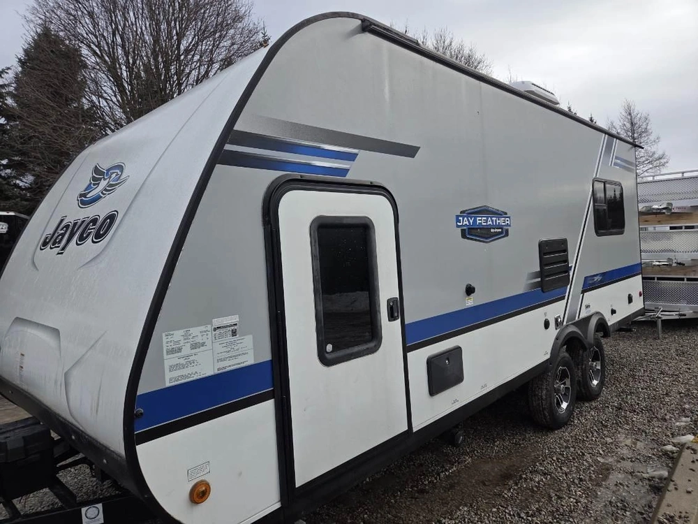2019 Jayco X213 alt