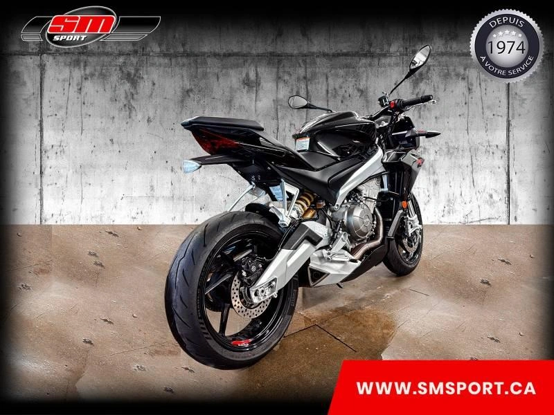 2023 Aprilia Tuono 660 Factory alt