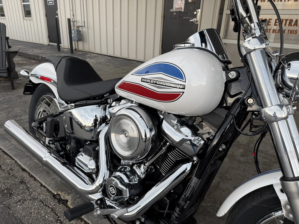 2026 Harley-davidson Super Glide alt