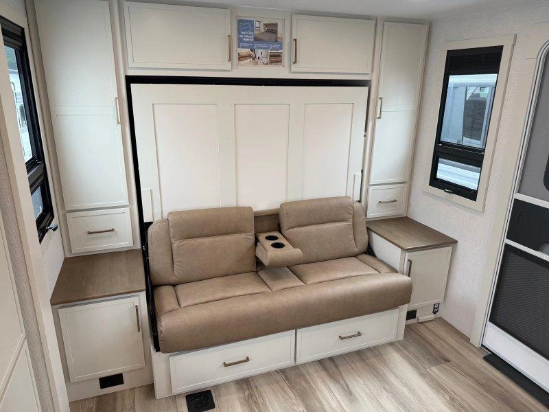 Brinkley Model I Ix20 2027 alt