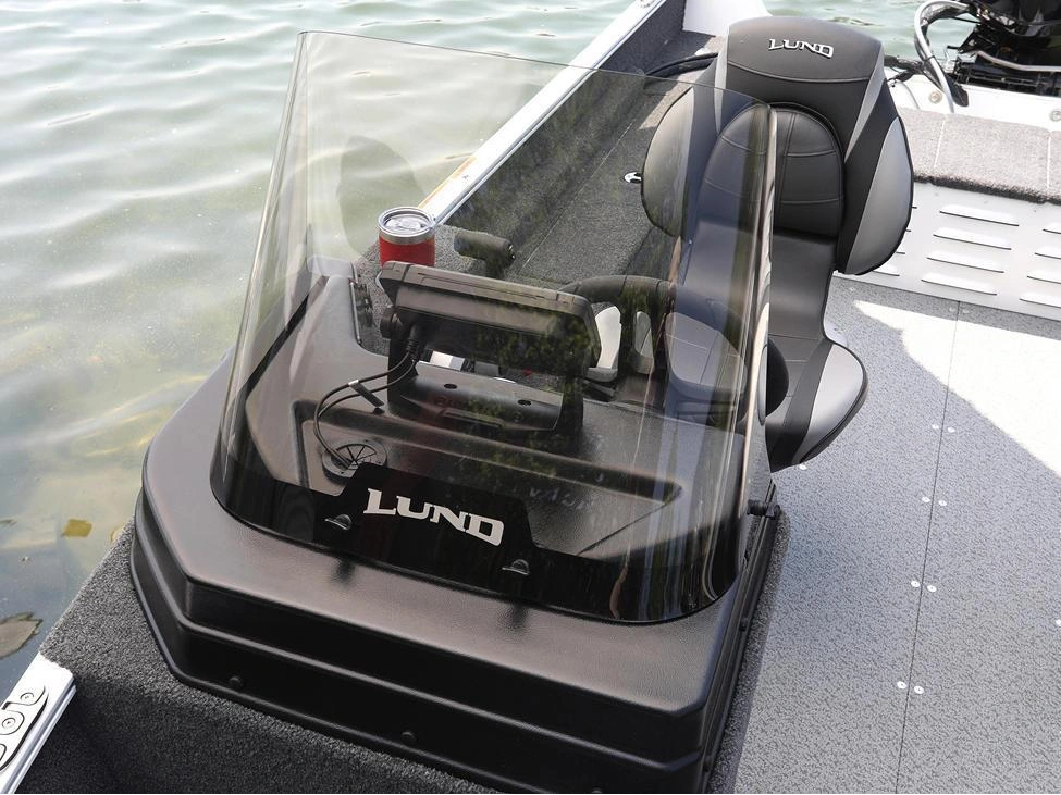 2025 Lund Boat Co 1650 Angler Tiller alt