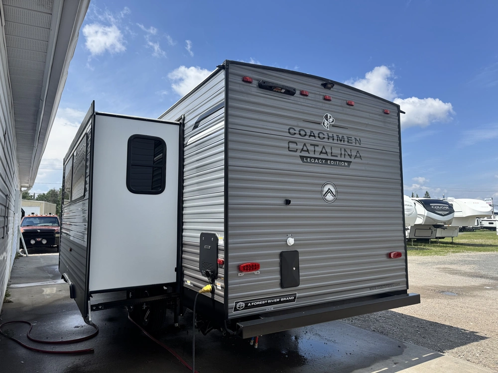 Coachmen Catalina 243rbs 2026 alt