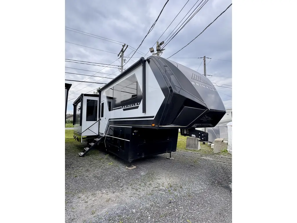 Brinkley RV G3950 Brinkley RV G3950