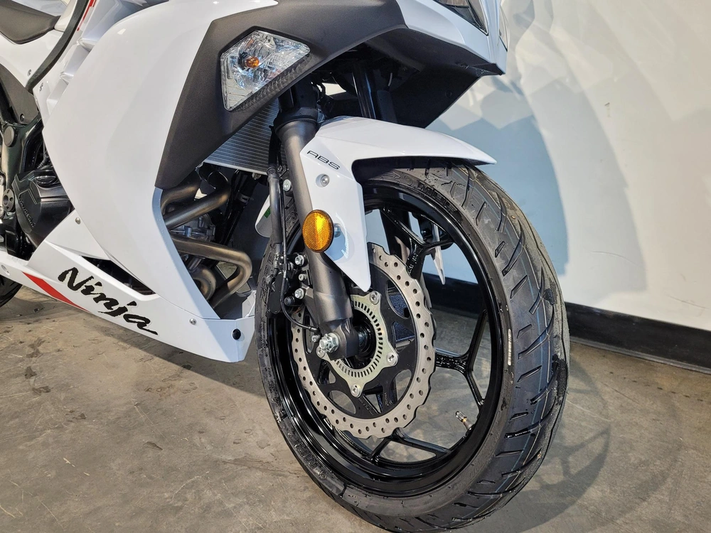 2026 Kawasaki Ninja 300 Abs *1.99%/60 Mois💳 alt