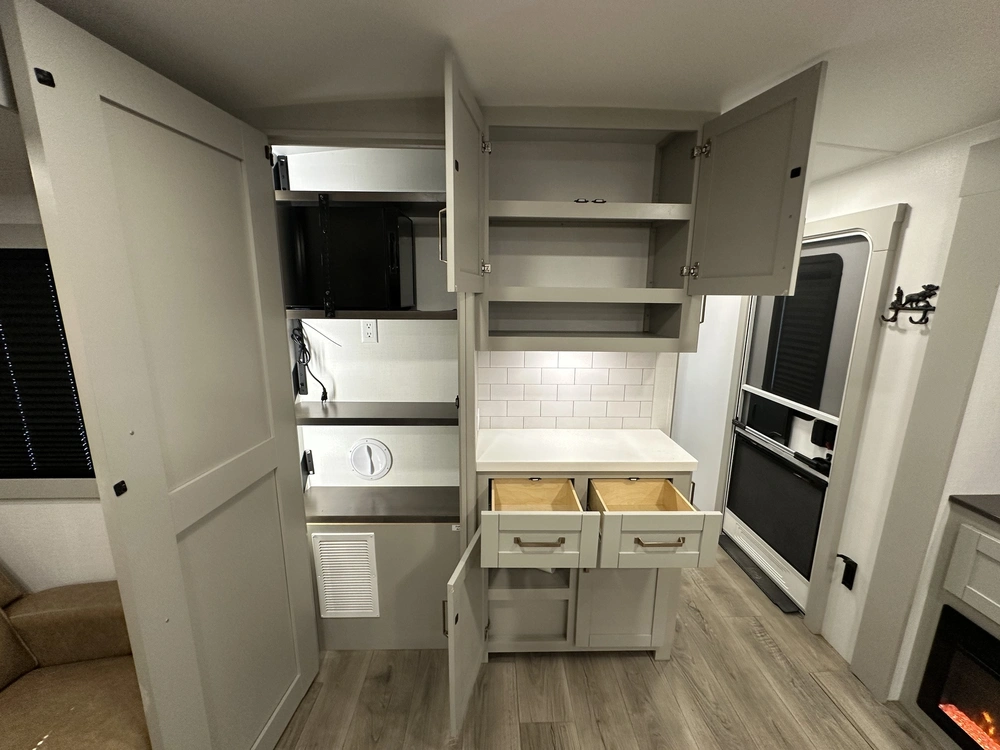 2024 Brinkley Rv Z-air 285 alt