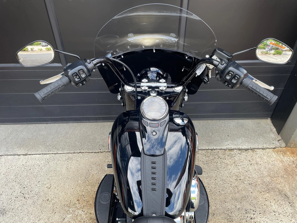 2026 Harley-davidson Cruiser Flhc - Heritage Classic alt